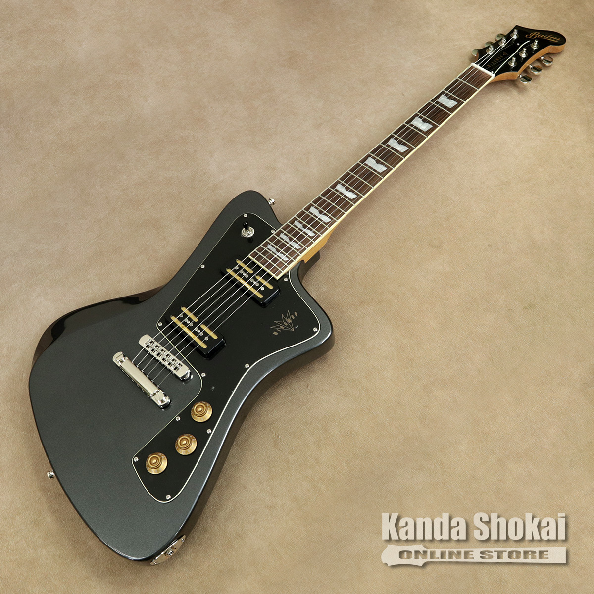 Baum Guitars Wingman Dark Moon ハードケース付き