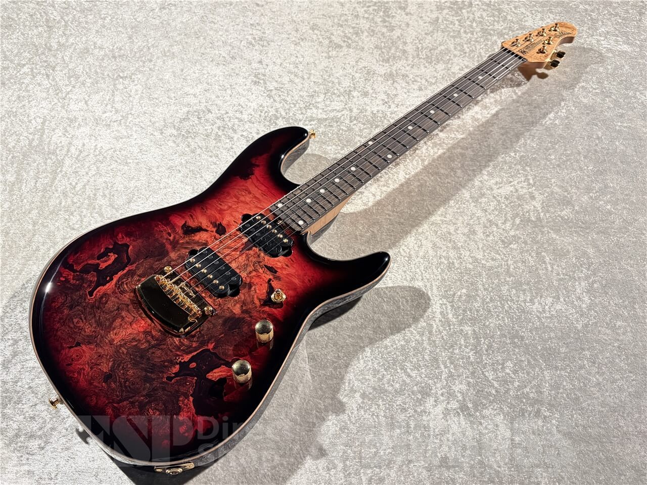 MUSIC MAN Jason Richardson 6-string Cutlass (Rorschach Red)（新品