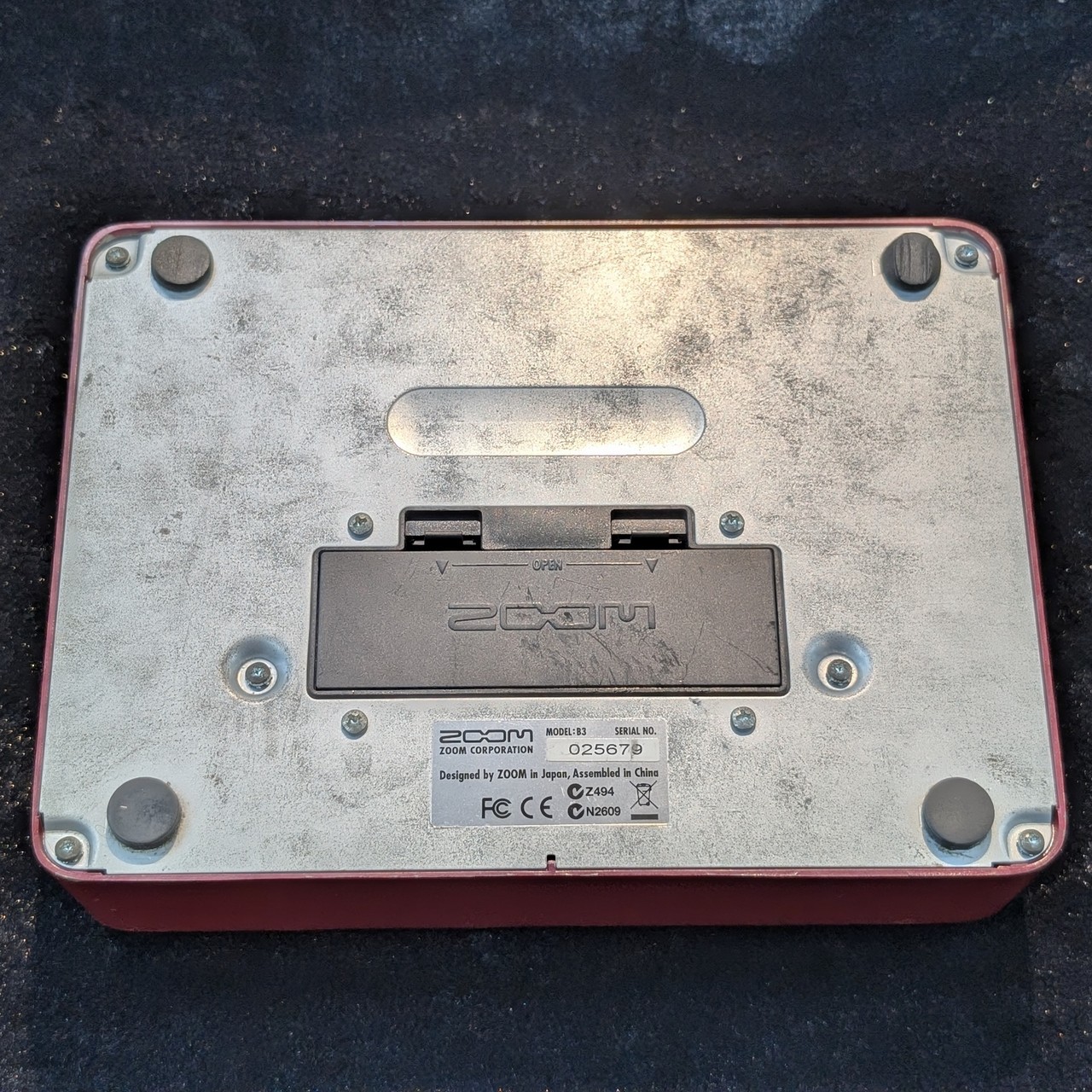 ZOOM B3 Bass Effects & Amp Simulator Pedal（中古）【楽器検索
