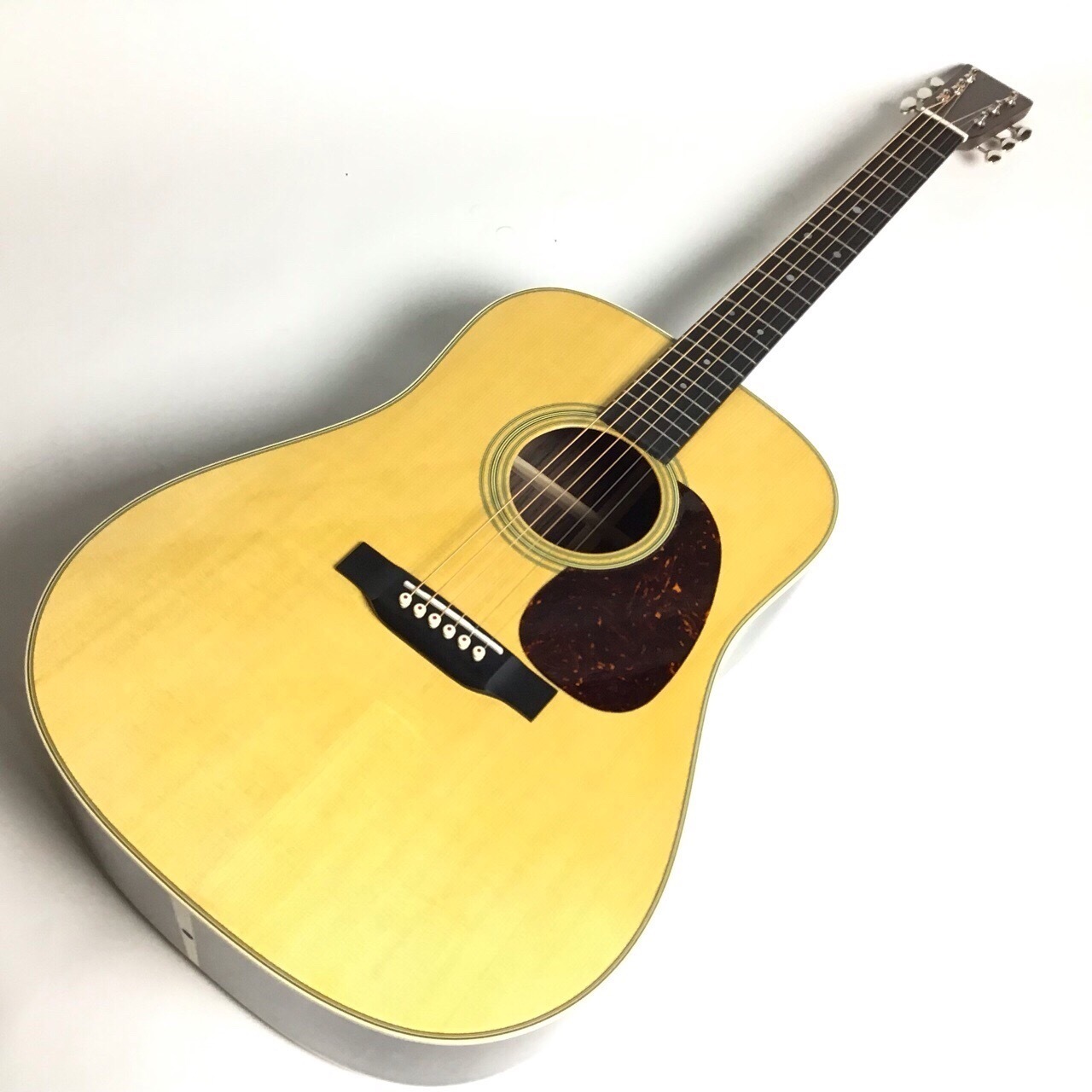 Martin D-28 2020年製 Martin D-28 2020 - YouTube
