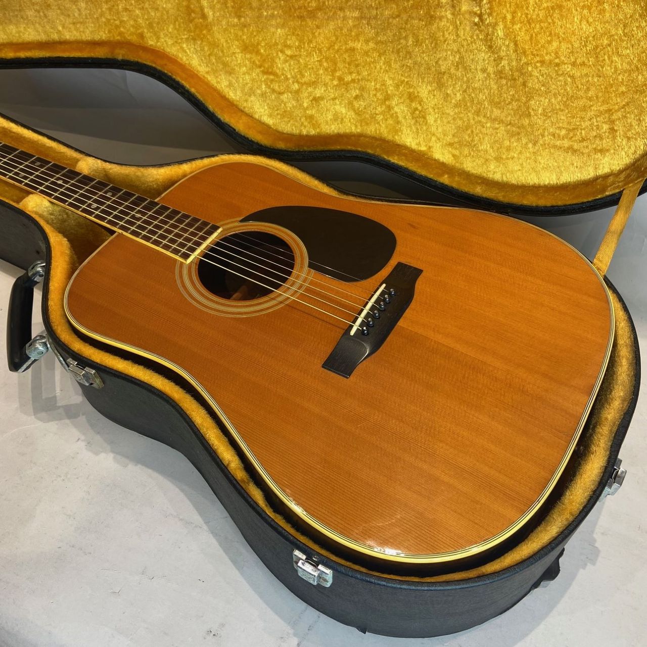 Morris W-25 1974年 ハードケース付属（ビンテージ/送料無料