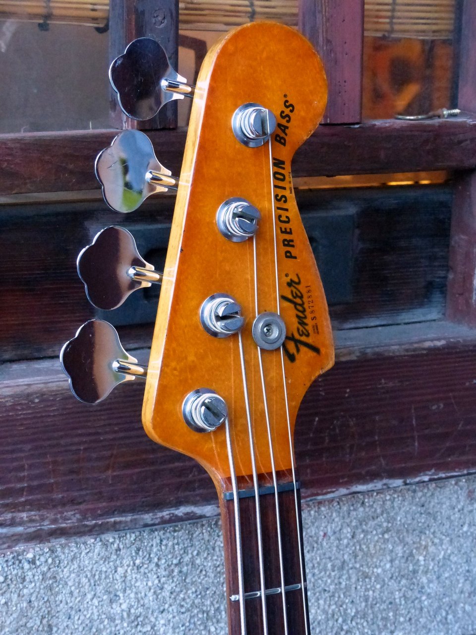 Fender '79 Precision Bass（ビンテージ）【楽器検索デジマート】