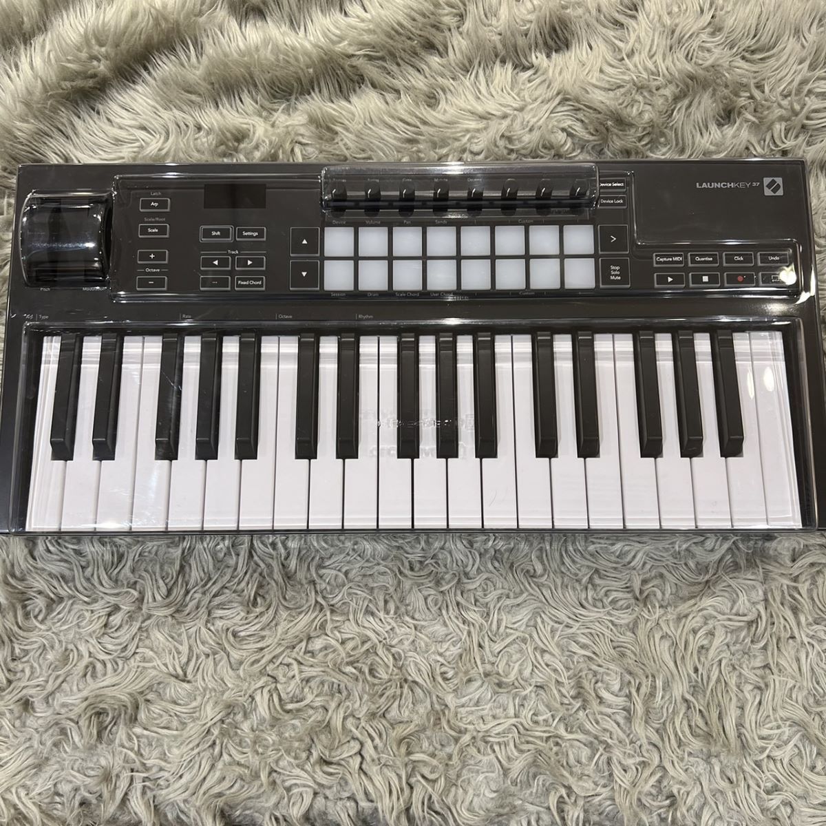 Novation 【ノベーション】LAUNCHKEY 37 MK3【USED】（中古/送料無料