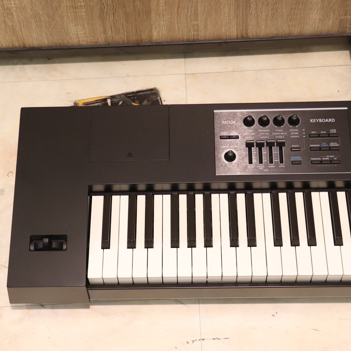 Roland JUNO-DS88 キーボード Roland JUNO DS88 88 Key Synthesizer – Chicago Music Exchange