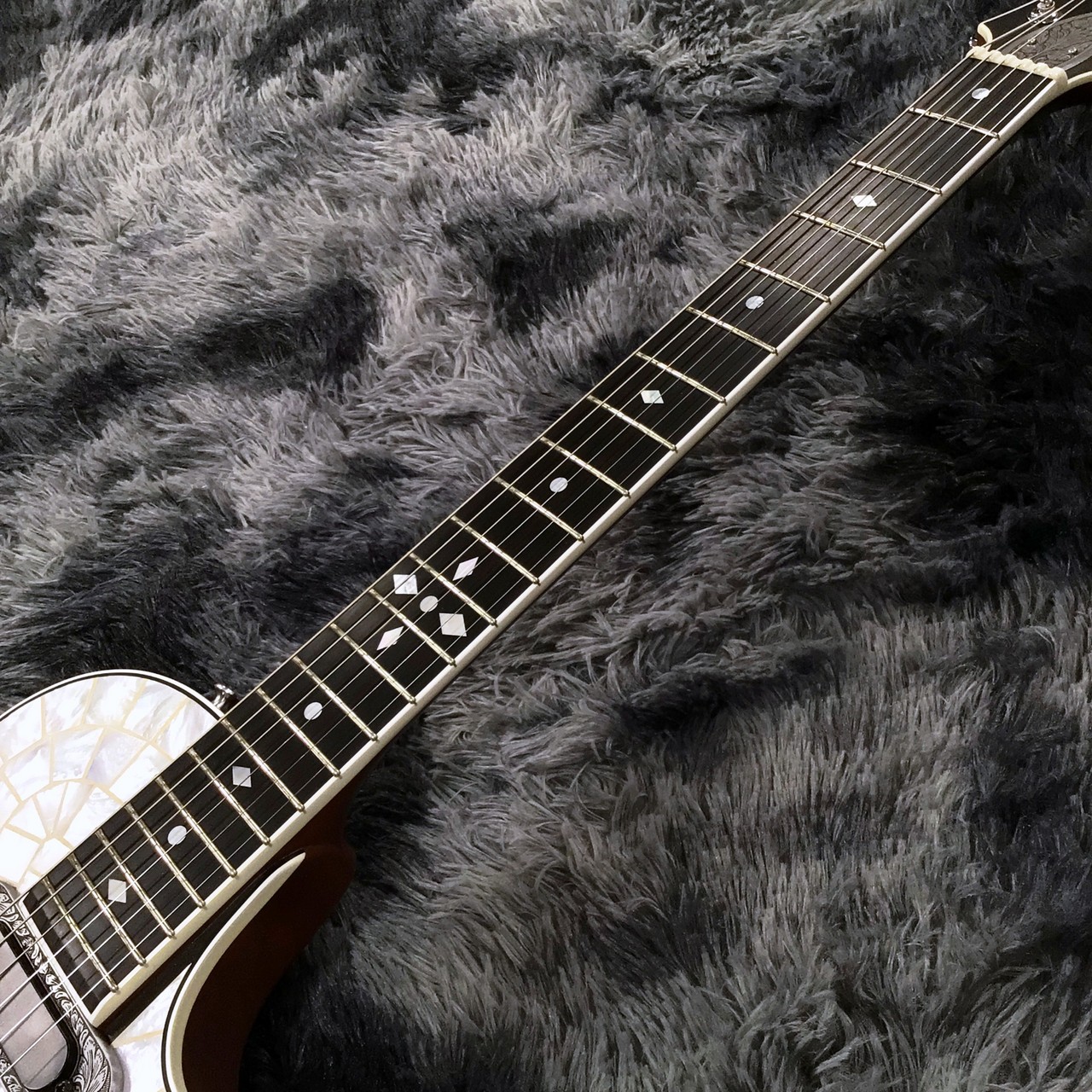 Zemaitis THE PORTRAIT Pearl Front Ultimate White 3S【ゼマイティス