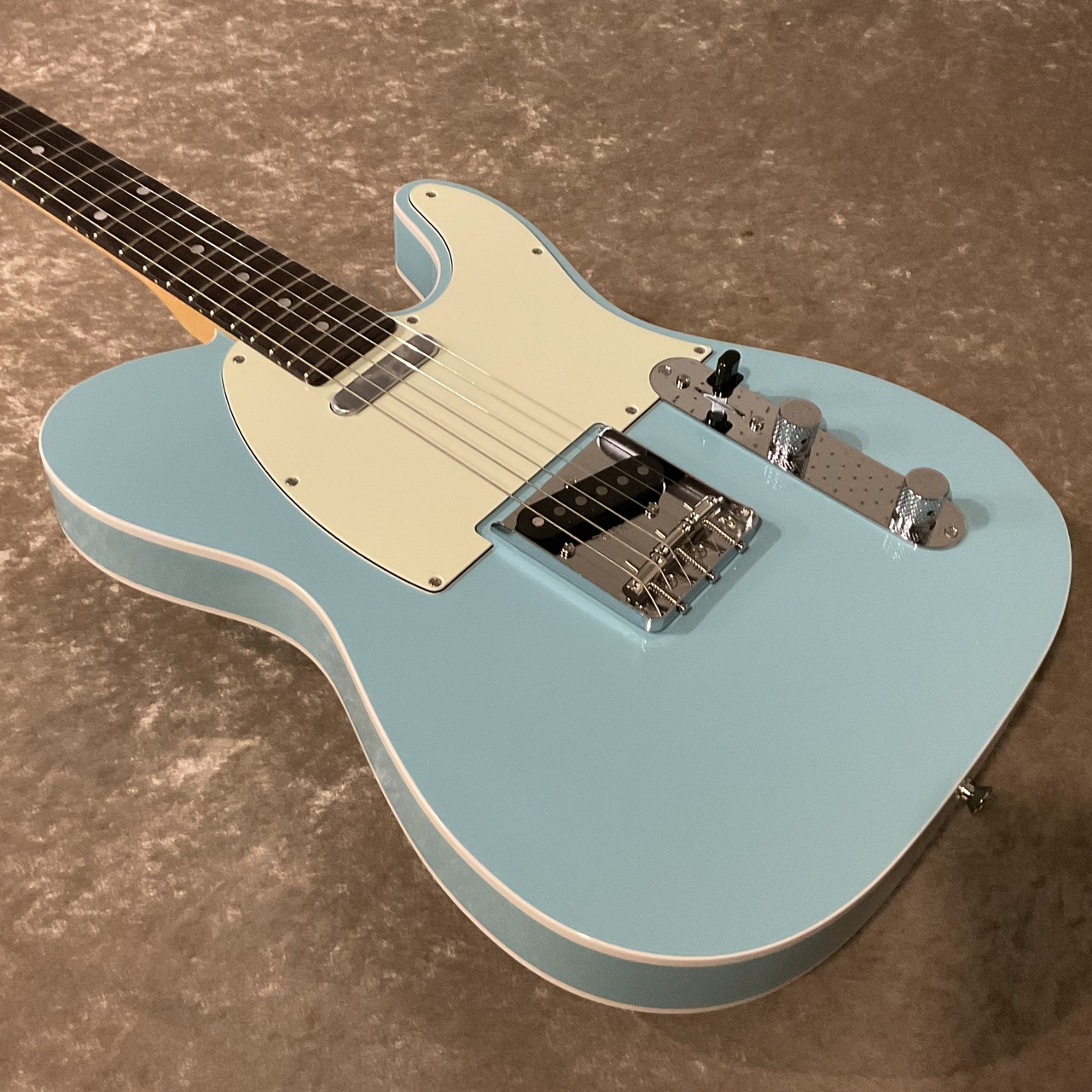 Tokai ATE116B SOBR ~Sonic Blue~ #230436 【3.66kg】【バインディング 