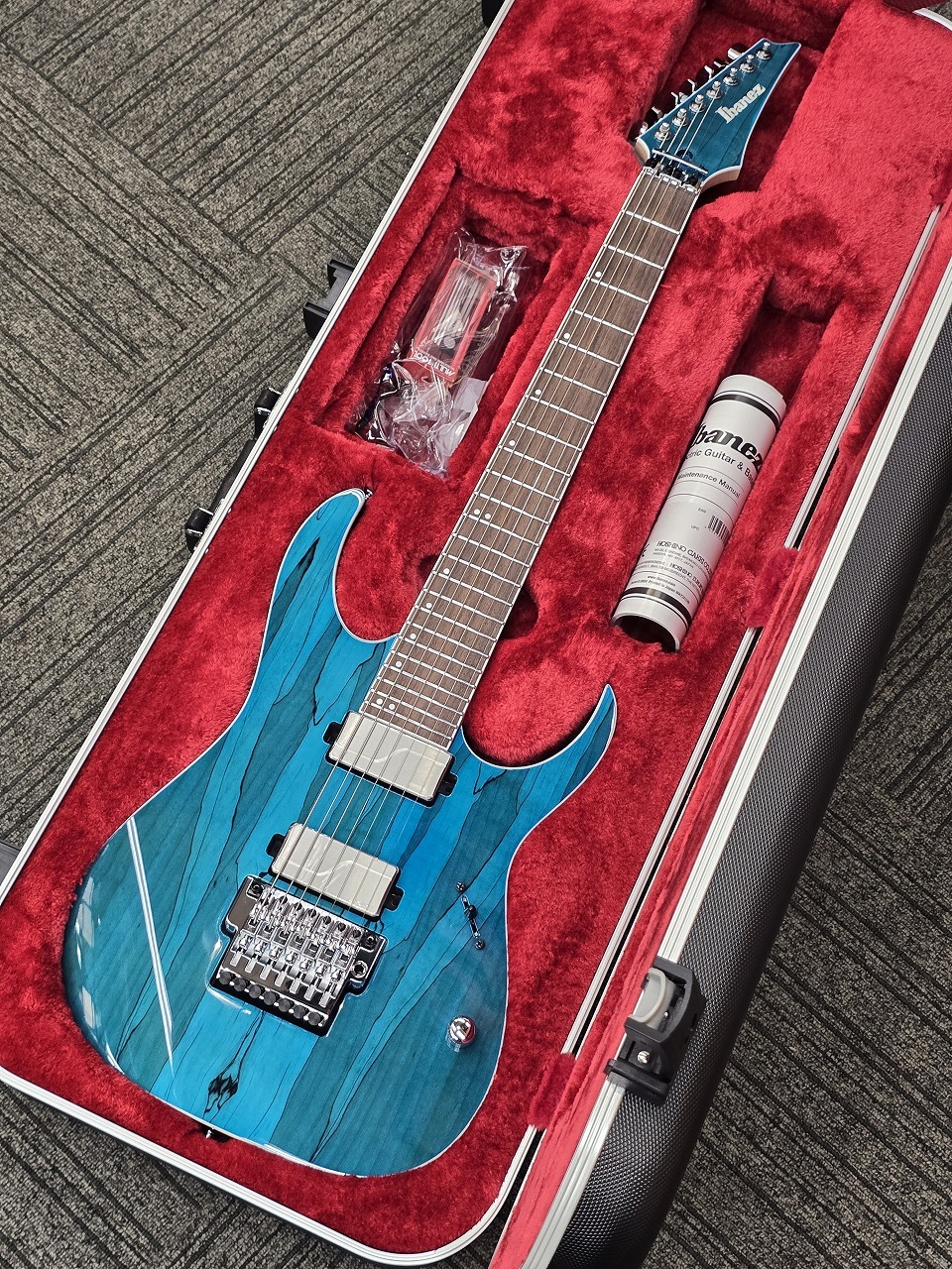 Ibanez HZK1 「HAZUKI (NEMOPHILA, KOIAI)」「現物写真」シグ