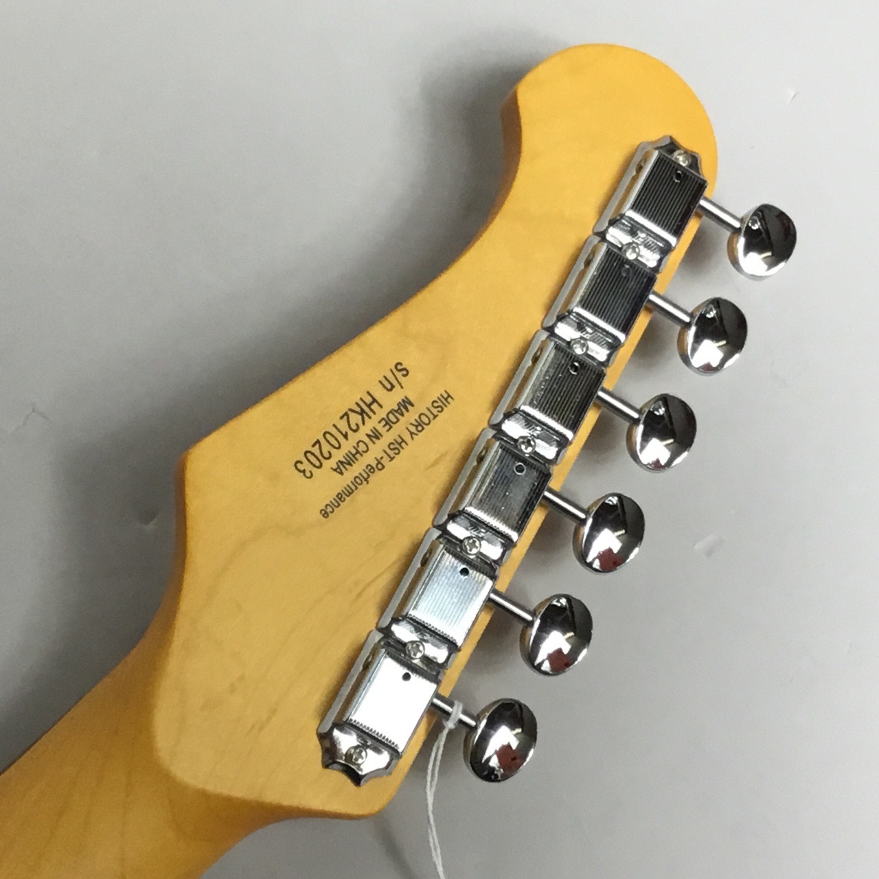 新古品　HISTORY performance エレキギター HISTORY Performanceシリーズのエレキギターに、スポット生産