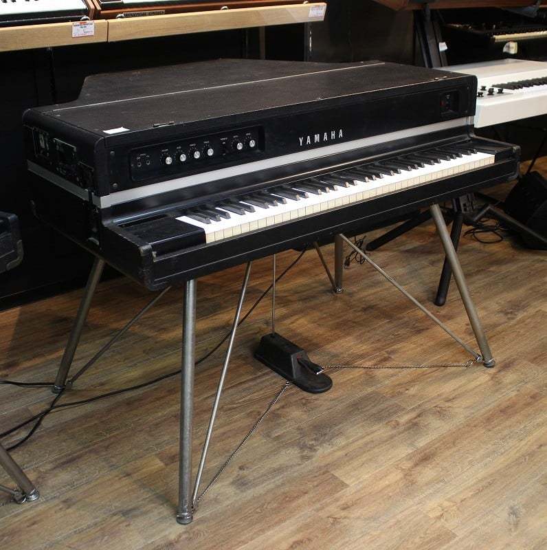 YAMAHA CP-70［東京近郊限定販売 代金引換不可］【VINTAGE