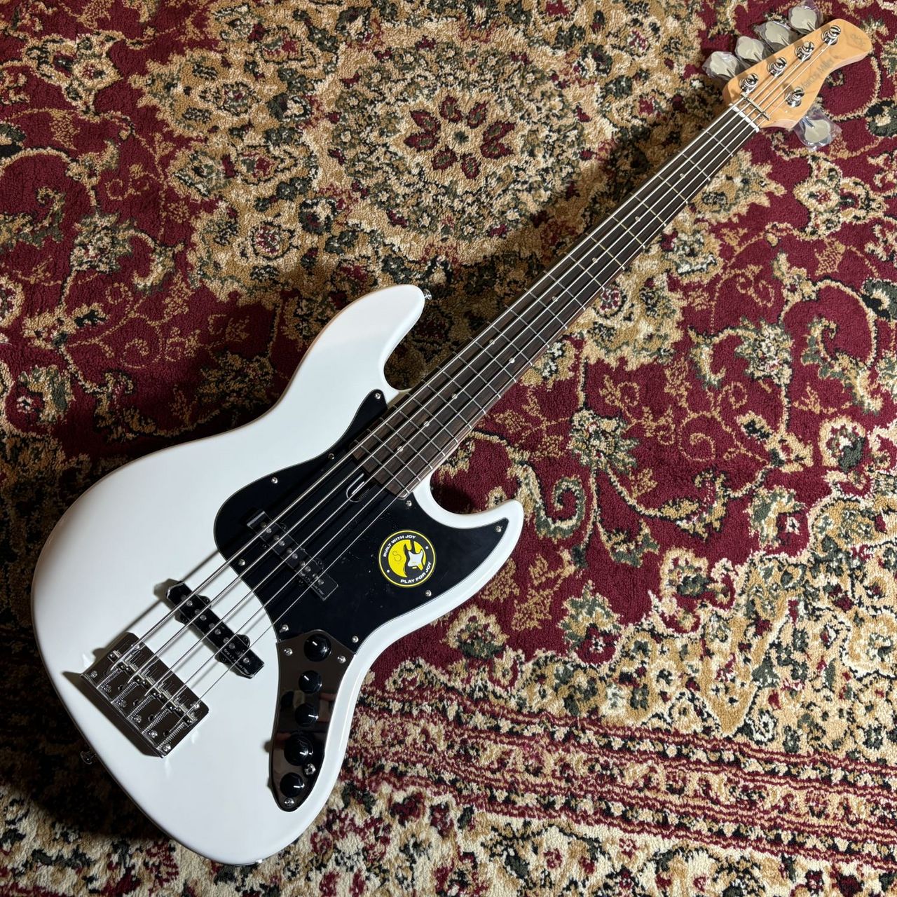 Sire Marcus Miller V3 5st 2nd Generation AWH 5弦ベース【現物写真
