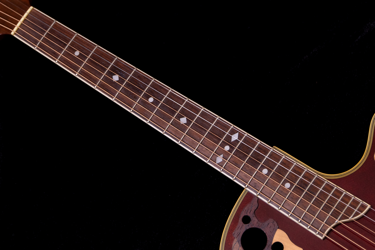Ovation Celebrity CS247 エレアコ　ギター　楽器　機材 Ovation Celebrity Deluxe CS247 2.405kg #8032592【TONIQ横浜】（中古