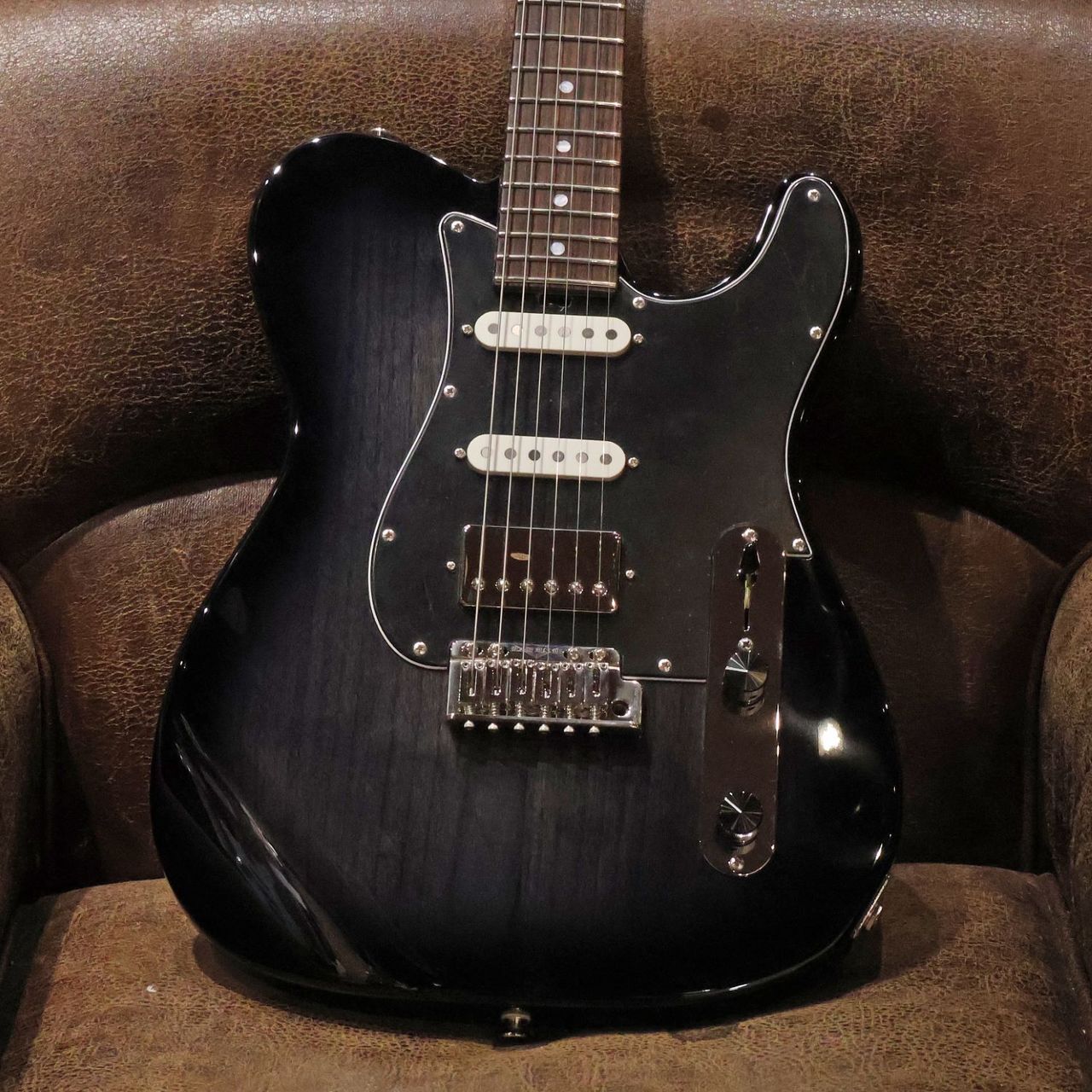 ギター Red house Guitars General S / SSS 3TS ギター Red house Guitars General S / SSS 3TS Red house