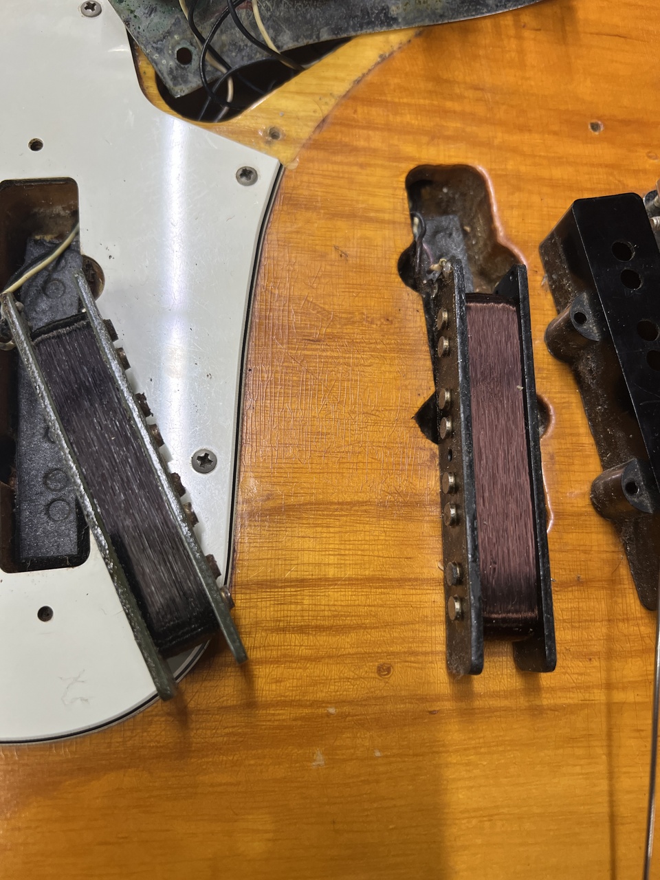 Fender Jazz Bass（ビンテージ）【楽器検索デジマート】