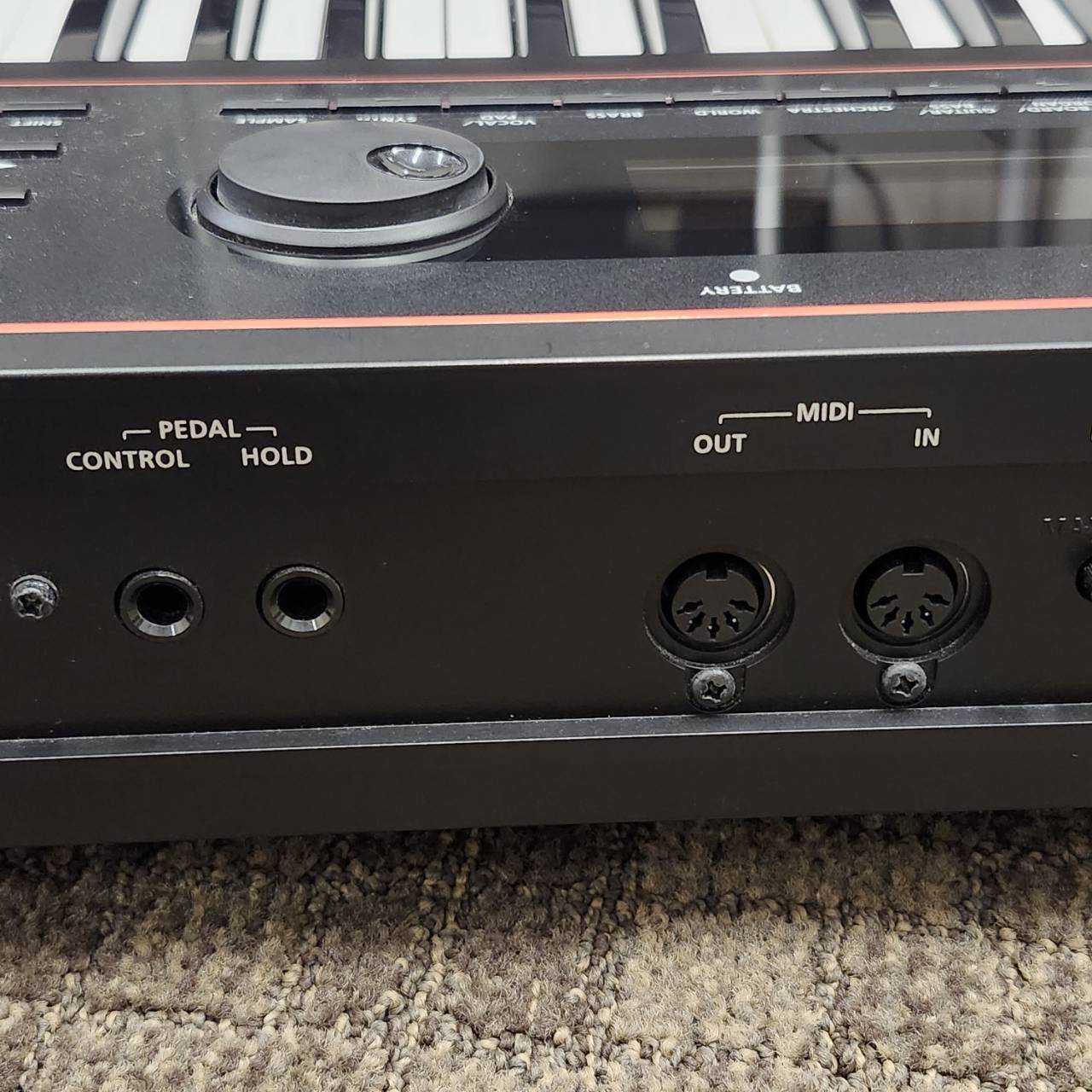 Roland JUNO-DS76 76鍵盤シンセサイザー Roland JUNO-DS76 | 人気のJUNO シリーズに76鍵モデルが登場