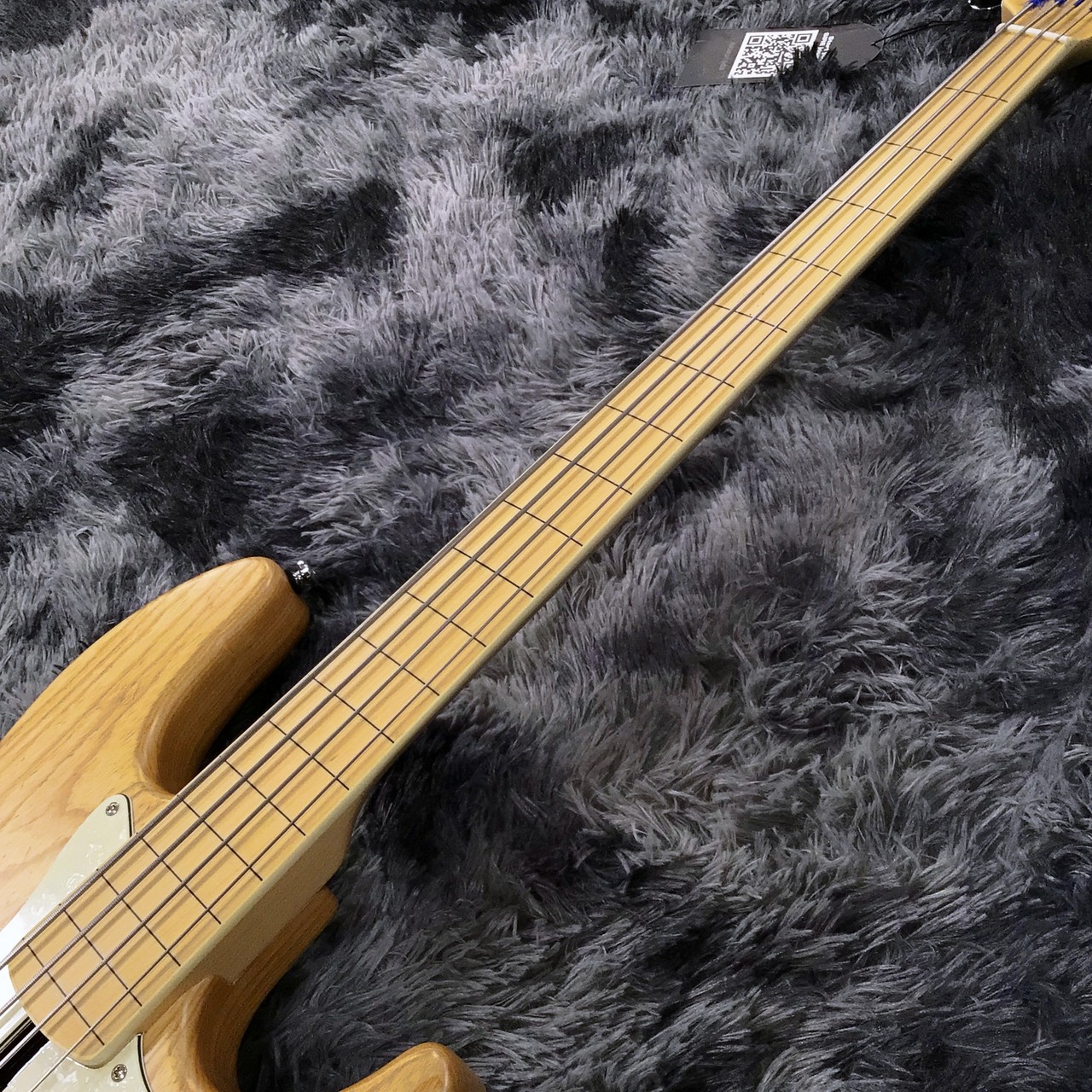 Sire Marcus Miller V7 Ash Reissue FL 4-String NT.S (Natural Satin