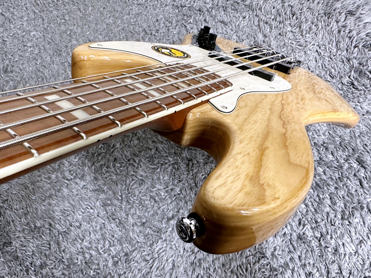 Sire V8 5st NT with Marcus Miller【5弦ベース】（新品/送料無料