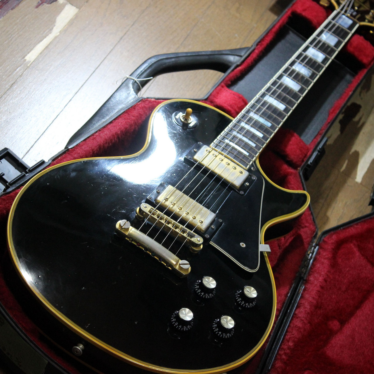 【ビンテージ】Gibbon 70年代　レスポールカスタム 1970 Gibson Les Paul Custom Black - ヴィンテージギター買取り