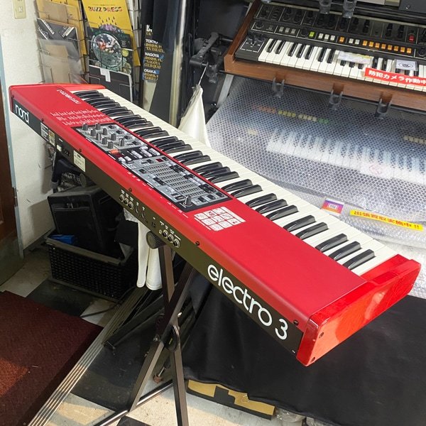 CLAVIA Nord Electro 3 73KEY （中古）【楽器検索デジマート】