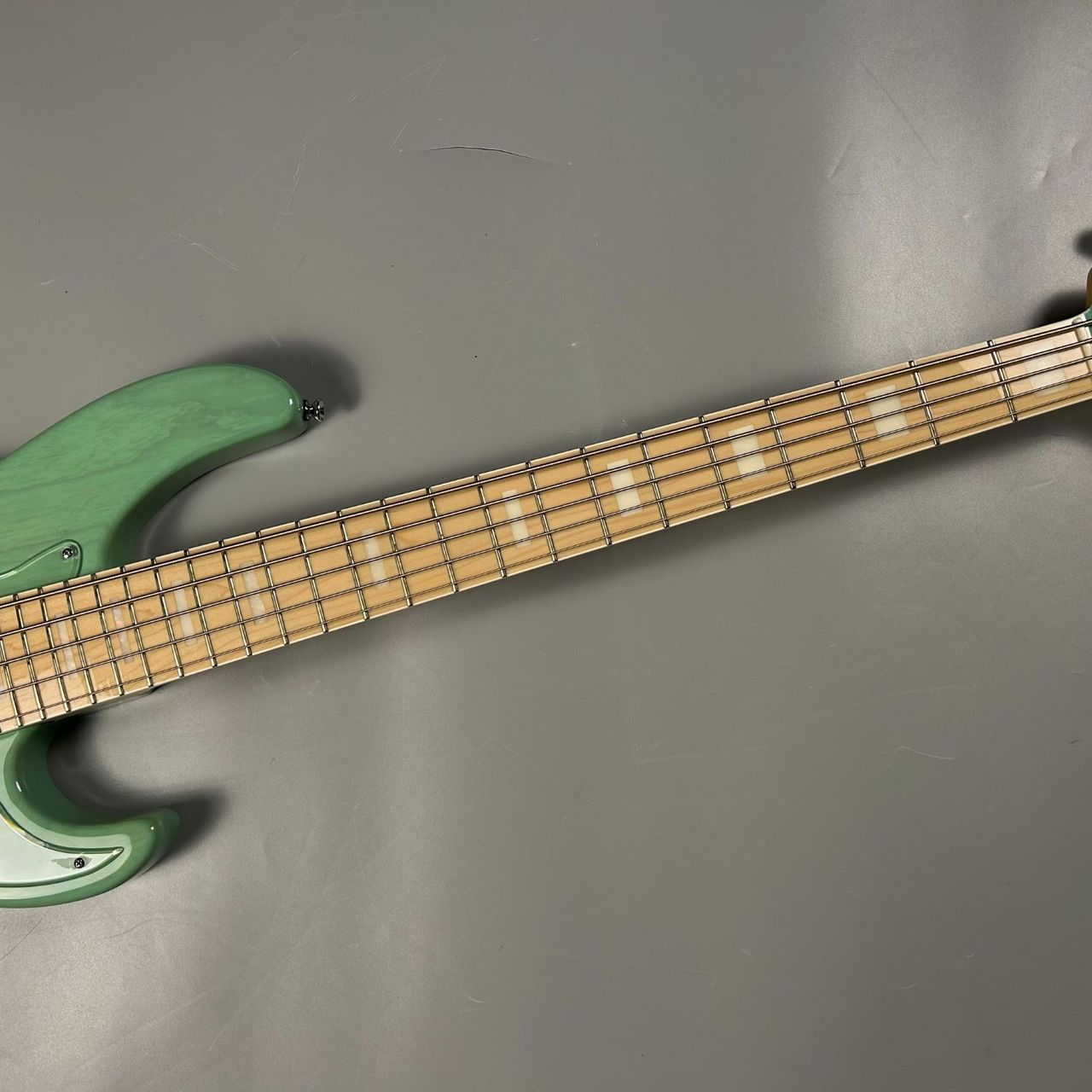 アトリエZ　Beta5　中古　美品 ATELIER Z Beta5-CUSTOM【中古/現物画像】（中古/送料無料）【楽器検索