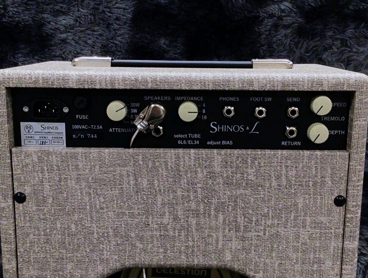 エレキギター アンプ BOSSから新感覚ギターアンプとコンパクトなベースアンプが発売