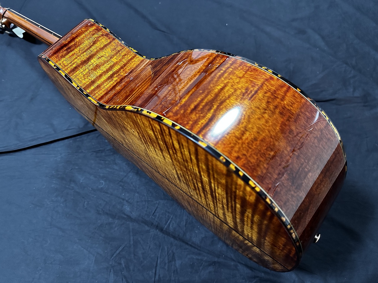 Bromo Guitars BAN2CE(ブロモギターズ エレクトリックアコースティック