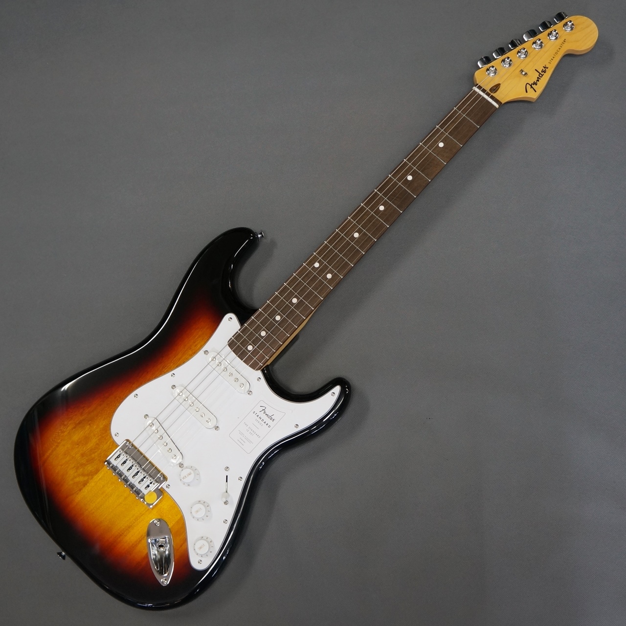 Fender Standard Stratocaster 3-Color Sunburst(新品)【楽器 Fender Standard Stratocaster 3-Color Sunburst(新品)【楽器