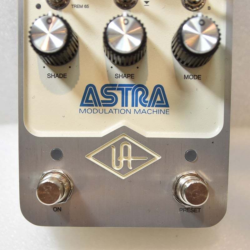 Universal Audio UAFX Astra Modulation Machine 【心斎橋店 Universal Audio UAFX Astra Modulation Machine 【心斎橋店