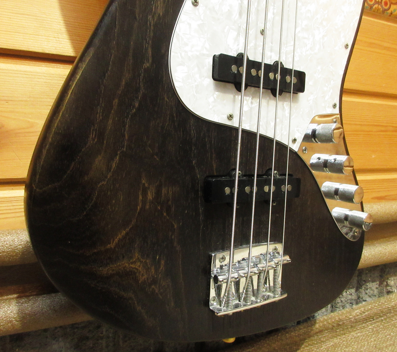 Bacchus Standard4 アクティブジャズベース 国産ハンドメイド Bacchus STD-JB4/ASH 【Made in Japan】（中古）【楽器検索デジマート】