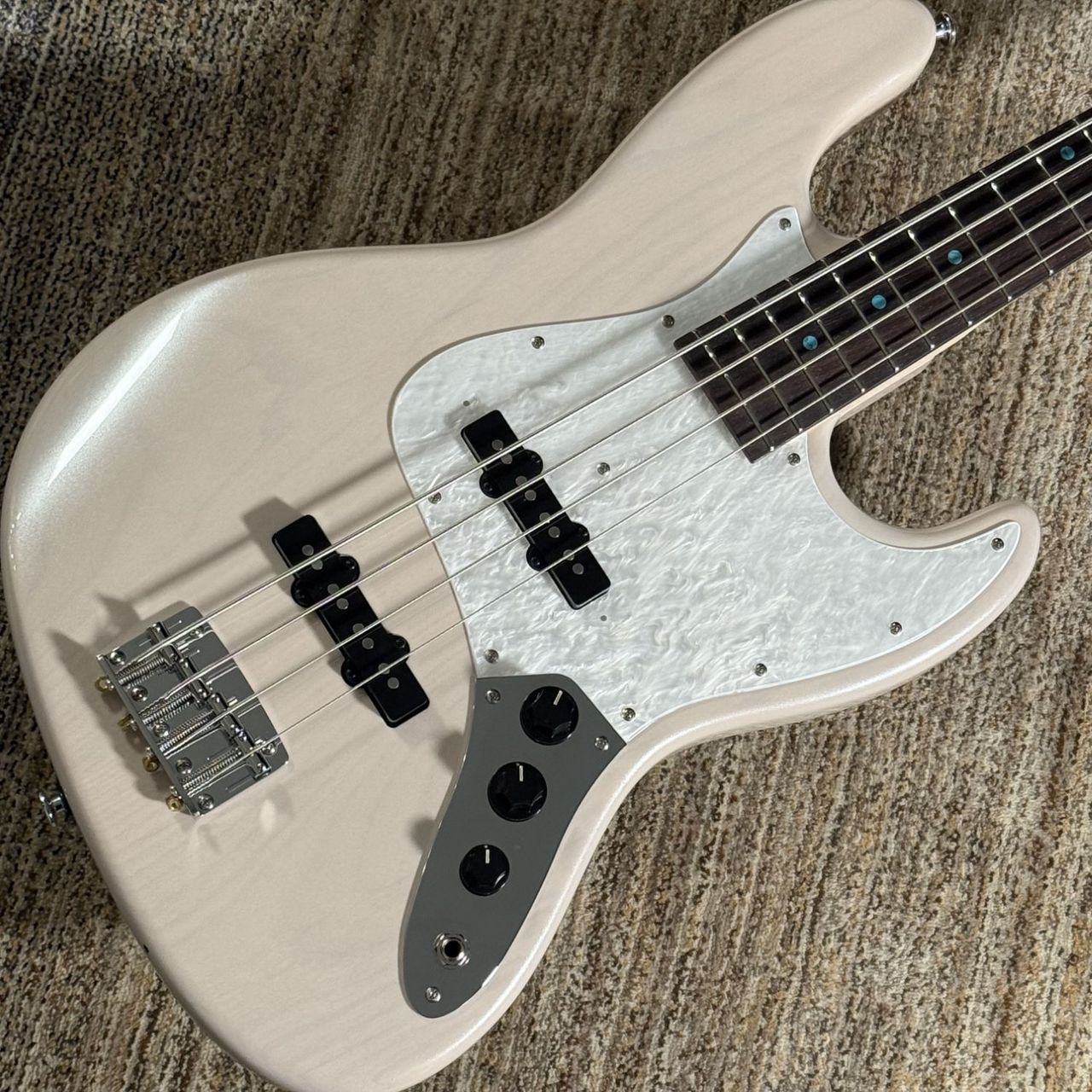 momose MJ1-STD/R/TQ/Pearl White Metalic（新品/送料無料