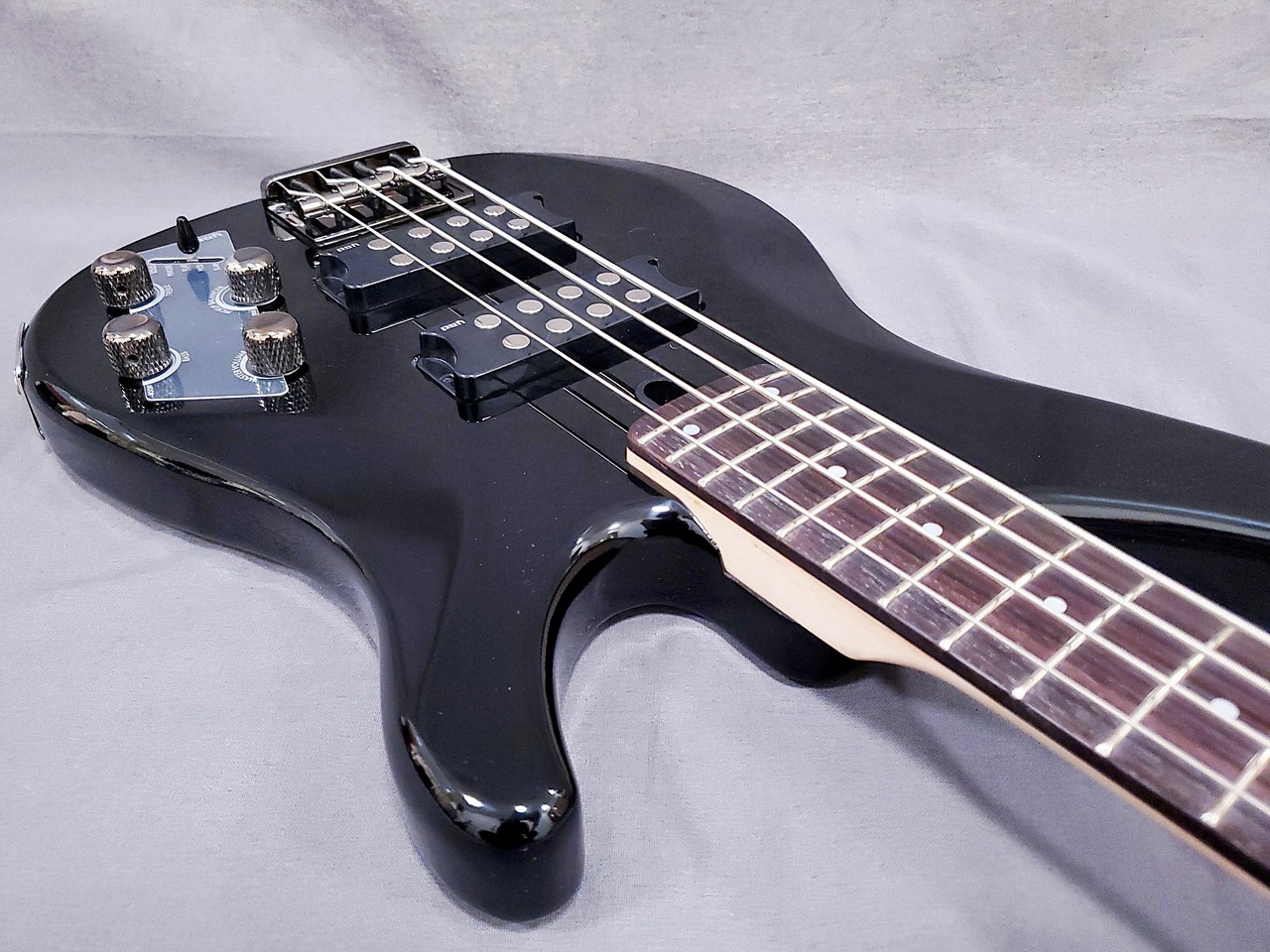 YAMAHA TRBX304 ブラック(BL)（新品）【楽器検索デジマート】