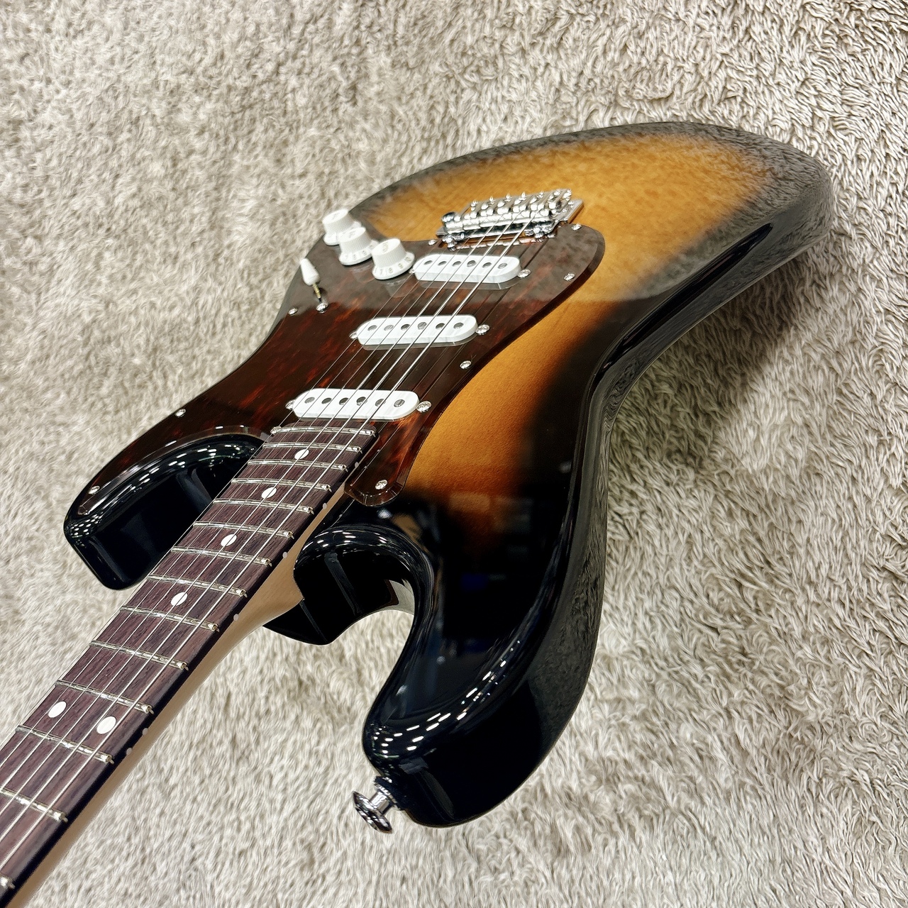 Black Smoker STANDARD SERIES SIGMA-SSS / 2-Tone Sunburst