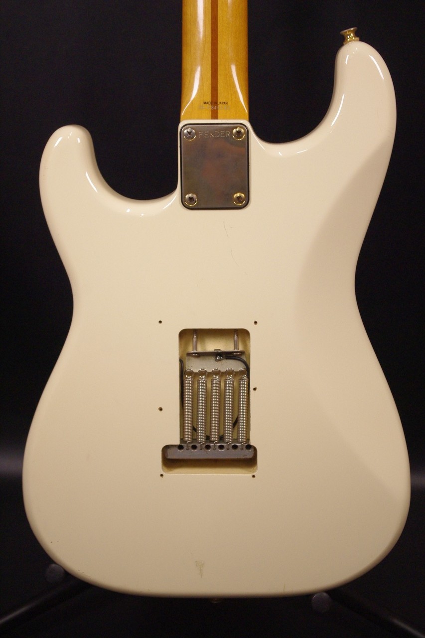 中古】Fender Japan / ST68-85TX 3-Tone Sunburst 【梅田限定！5