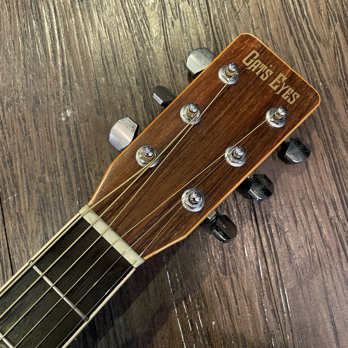 Tokai Cats Eyes CE-400アコースティックギターハードケース付 Tokai Cats Eyes CE-400アコースティックギターハードケース付 Cat's