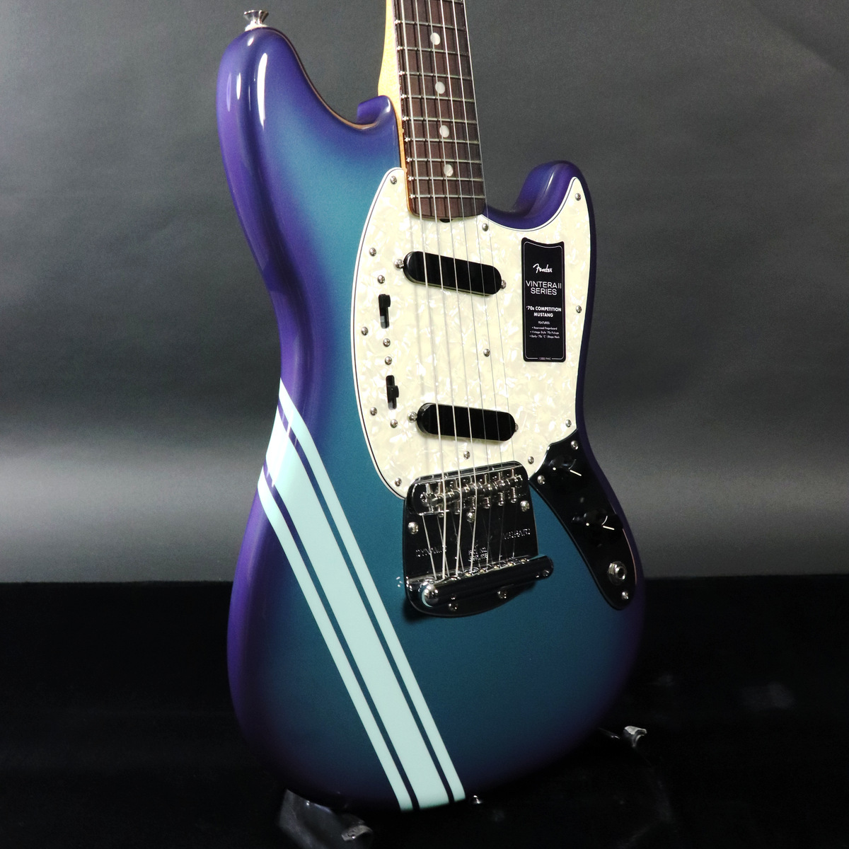 Fender Vintera II 70s Mustang Rosewood Competition Burgundy 【SN