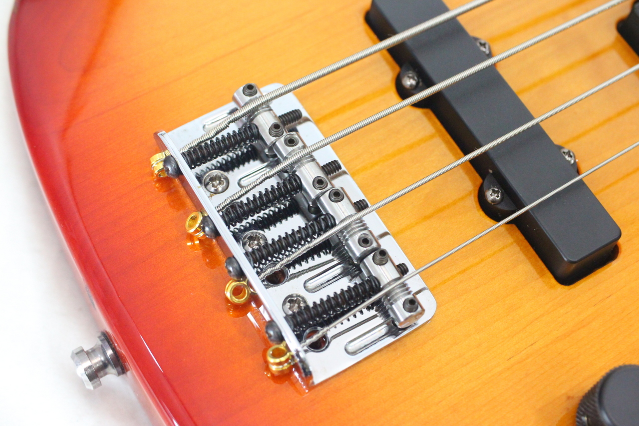 Conrad？　ビンテージ　エレキベース　日本製　音出しOK　そこそこ美中古品 Fender 【中古】 25th Anniversary Stratocaster 1980年製