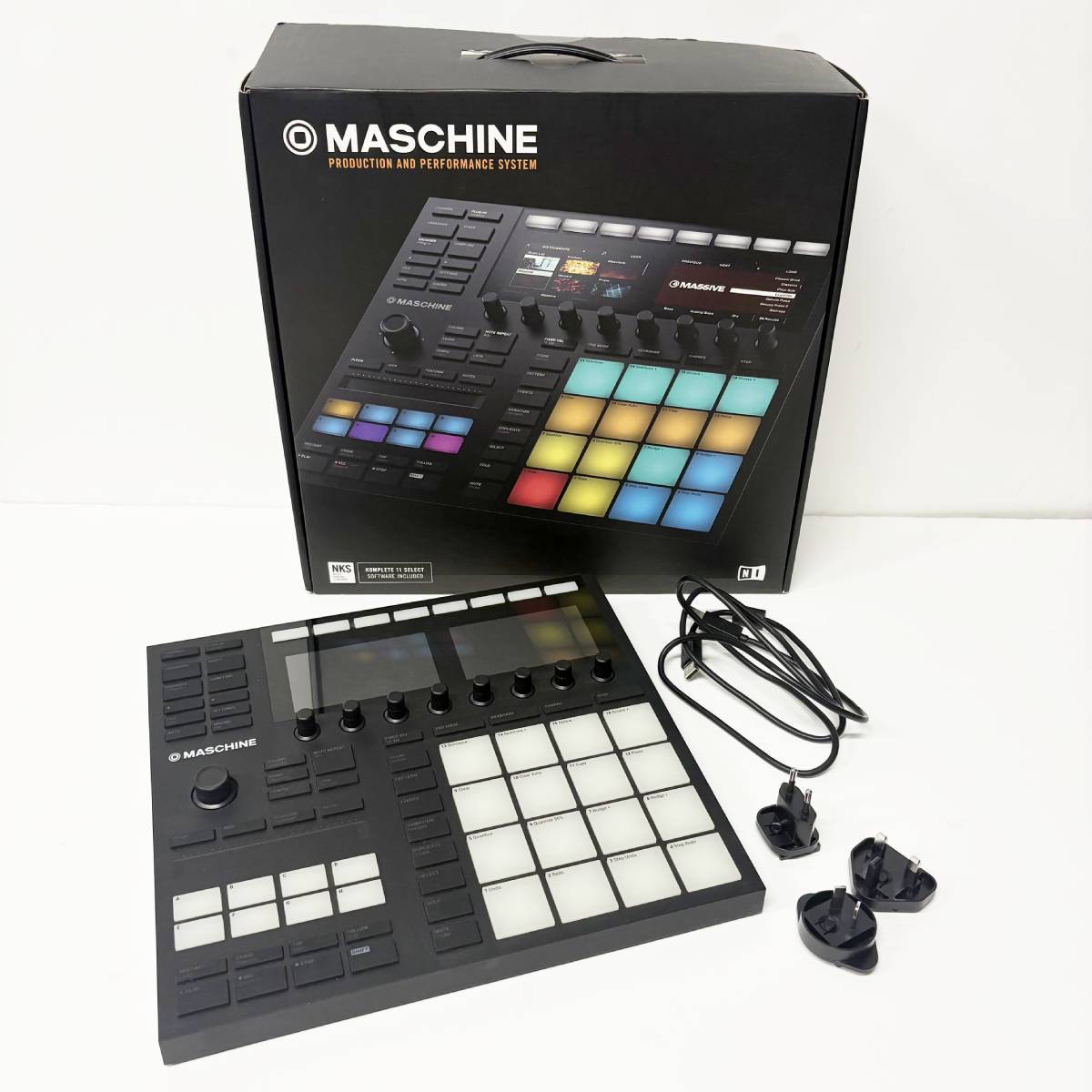 NATIVE INSTRUMENTS MASCHINE MK3 【渋谷店】【値下げ】（中古/送料