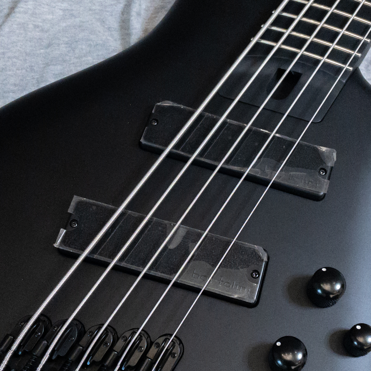 Ibanez SRMS625EX BKF (Black Flat)（新品特価）【楽器検索デジマート】