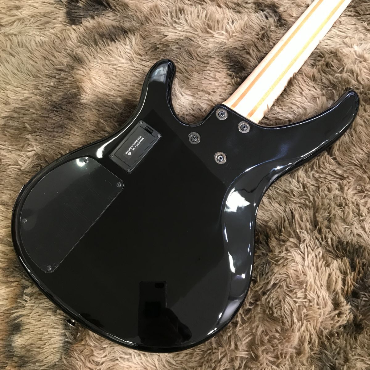 YAMAHA TRBX304 / ブラック(BL)（新品/送料無料）【楽器検索デジマート】