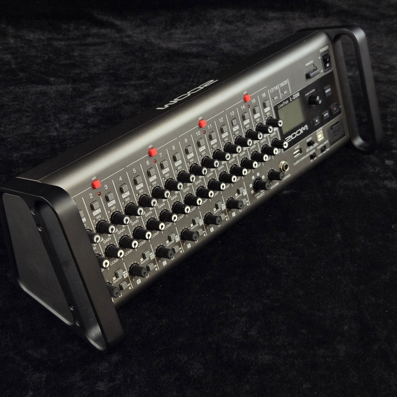 ZOOM LiveTrak L-20R - デジタルミキサー【現物画像】（中古/送料無料