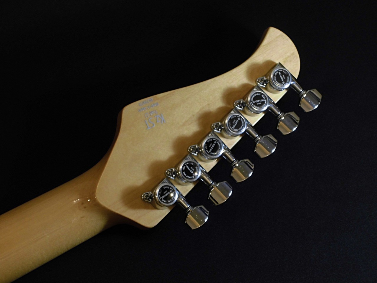 ギター Kz Guitar Works ST Trad 22 SSH7 Quilted Maple Trans Aqua