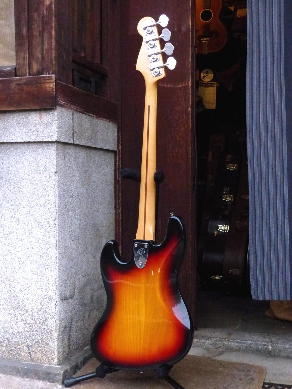 Fender Japan 1984-87 JB75-80 '75 Jazz Bass（中古）【楽器検索