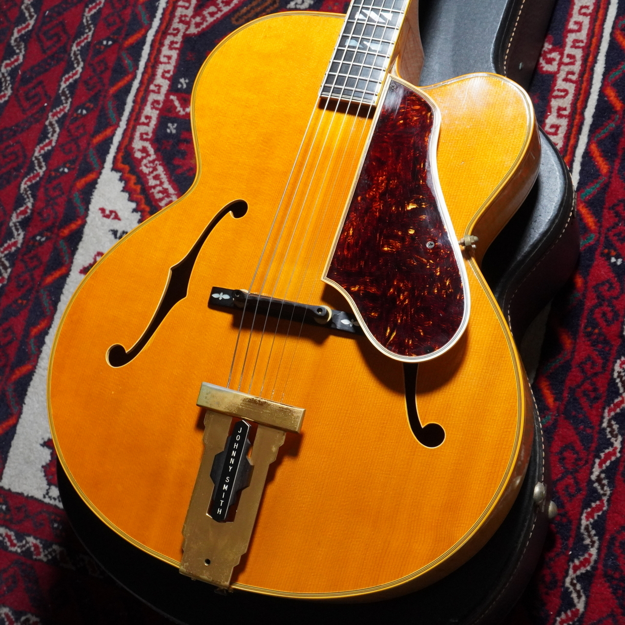 iPad9世代 Johnny guitar Ibanez JS2480-WH｜ジョー・サトリアーニ・モデルに新カラー「White