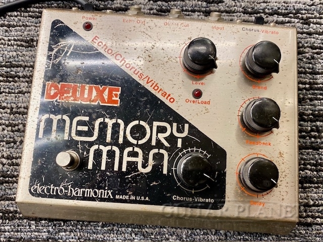 Electro-Harmonix 1990's Deluxe Memory Man 【旧デザイン】【ディレイ/コーラス/ヴィブラート】