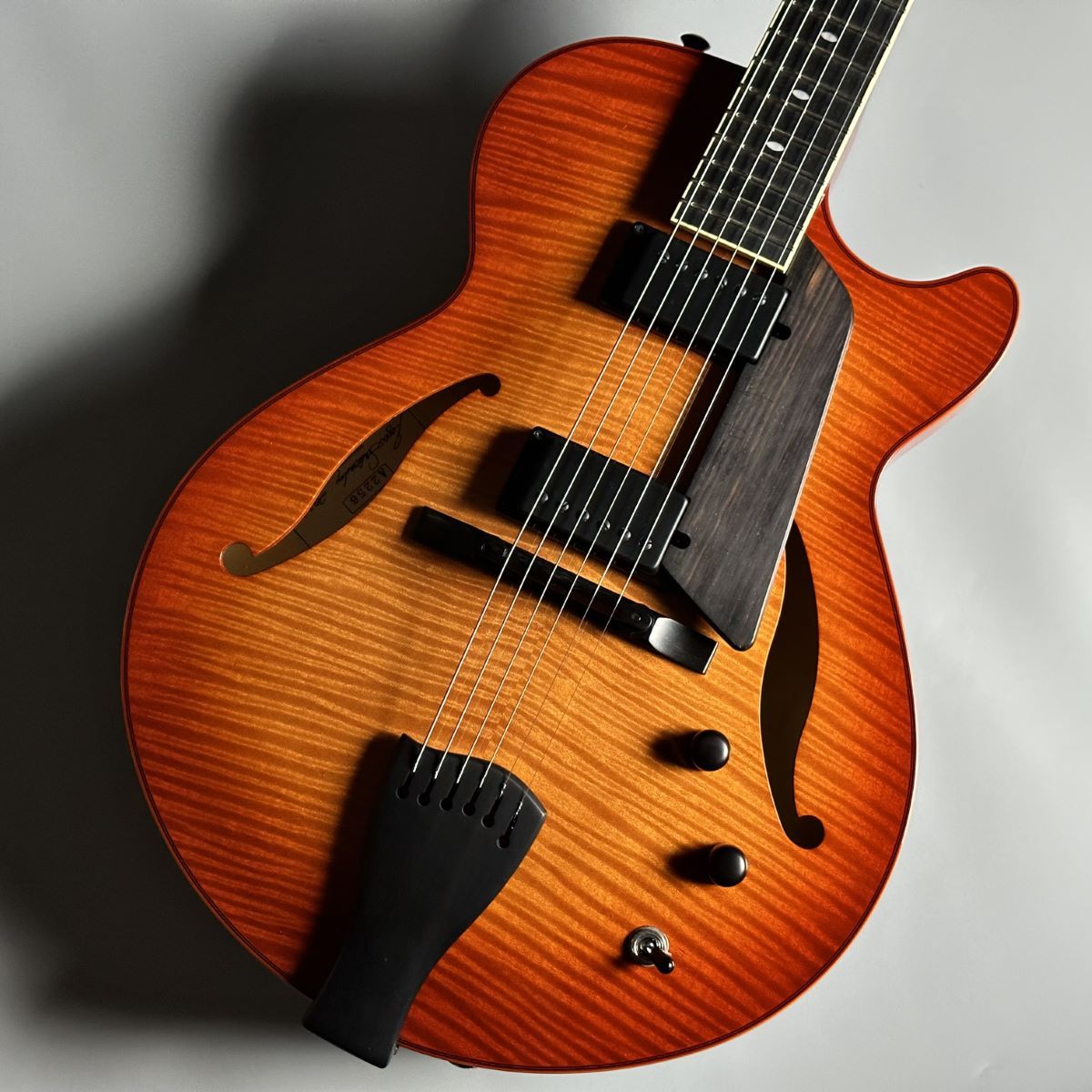 Sadowsky LS-15 Violin Burst (2.42Kg)【現物写真】（新品/送料無料