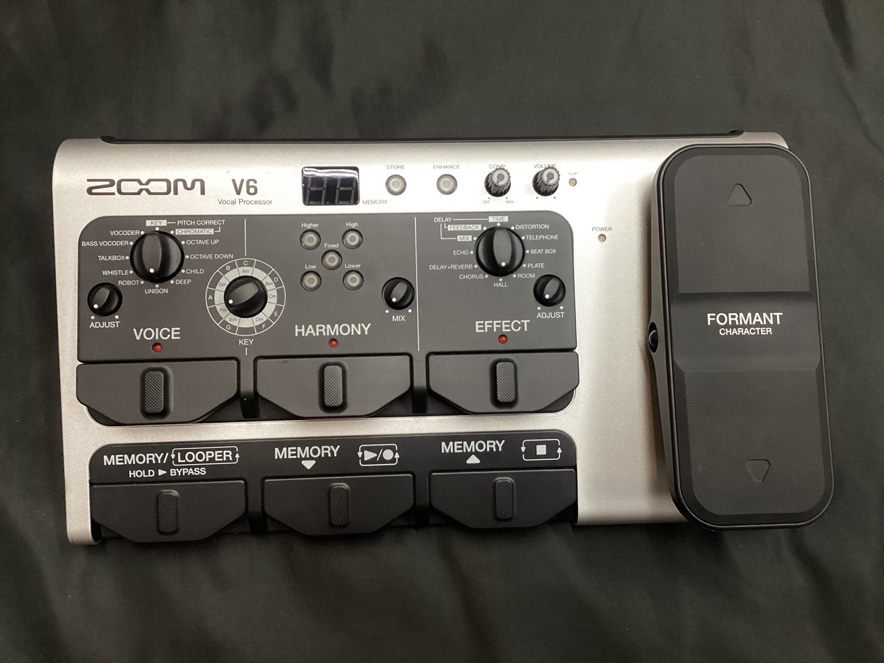 ZOOM V6 Vocal Processor (ズーム ボーカルエフェクター)（中古）【楽器検索デジマート】