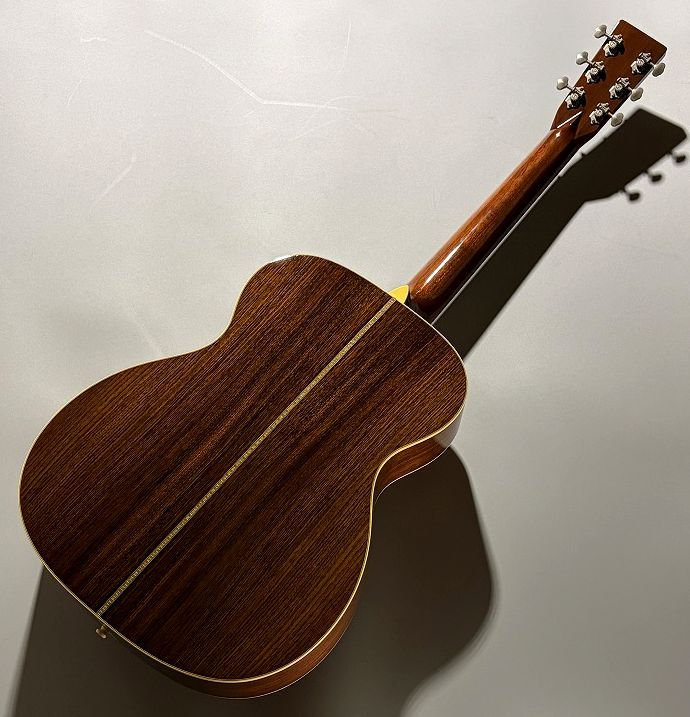 Martin 【期間限定特価】000-28EC 2005年製【中古・48回無金利分割