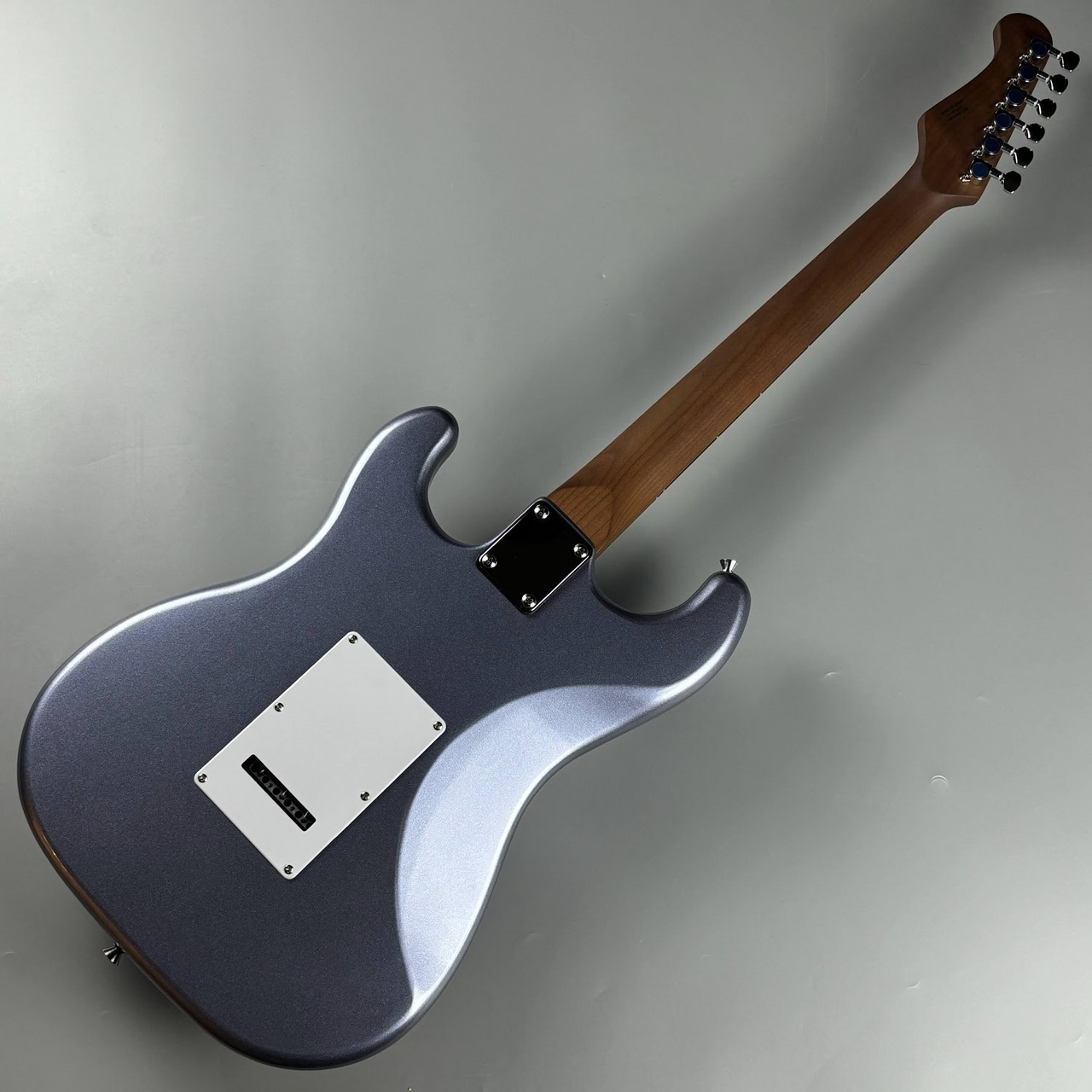 BUSKER'S BST-Standard IBU ストラトキャスタータイプ 【現物