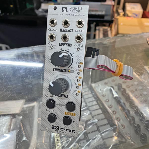 Shakmat Modular Knight's Gallop