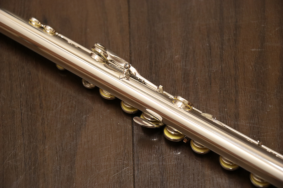 商談中【MAYU】 頭部管銀製‼️ヤマハフルートYFL451 Eメカ 商談中【MAYU】 頭部管銀製‼️ヤマハフルートYFL451 Eメカ 商談中