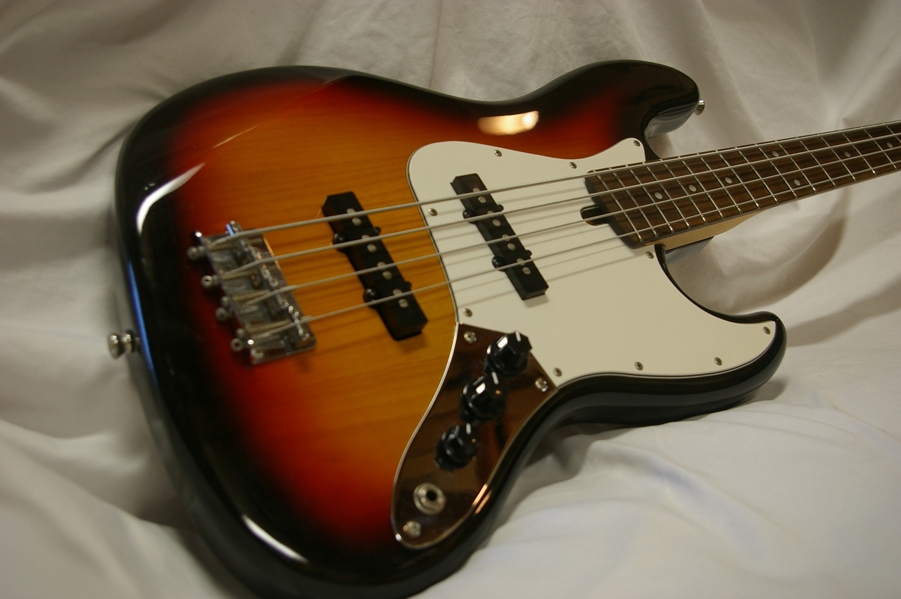 Bacchus BJB-1R 3TS（中古）【楽器検索デジマート】